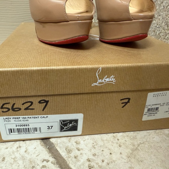 Christian Louboutin Women\'s Peep Toe Heels - Nude